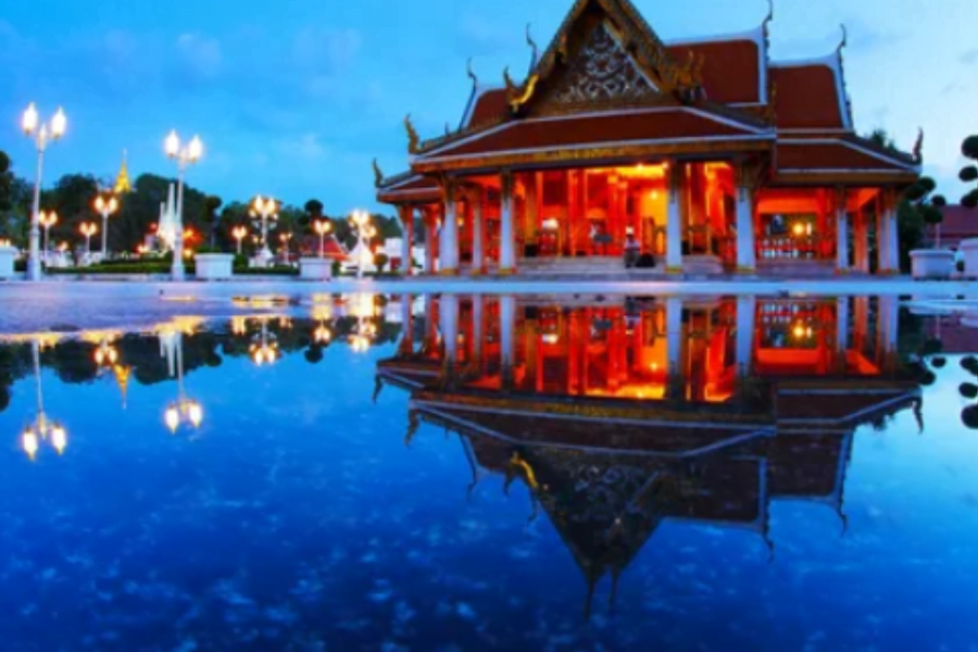 the red temple aquarium