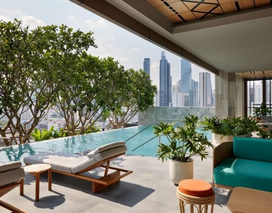 137 pillars suites rooftop bar bangkokbewertung