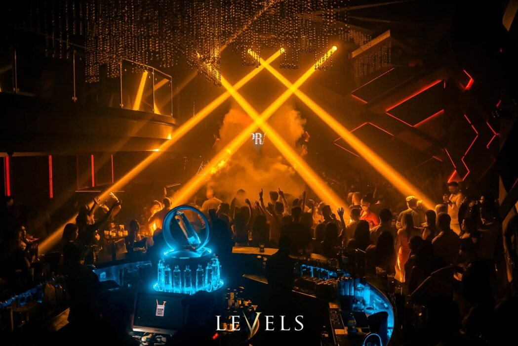 Levels Club & Terrace Der pulsierende in Bangkok