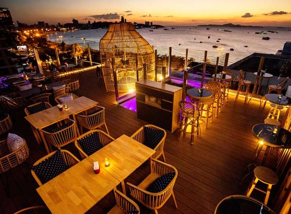 7 best rooftop bars in pattaya in [2023 update]