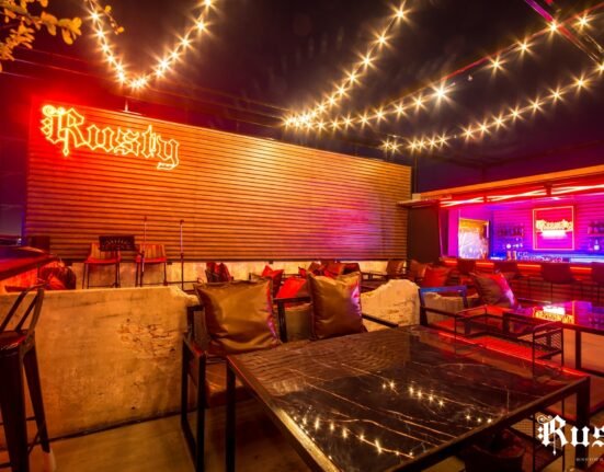 rusty rooftop pattaya