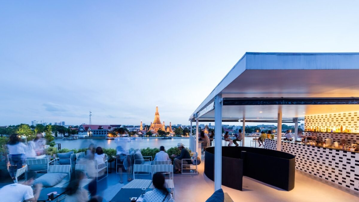 sala rattanakosin rooftop bar bangkok thailand bewertung