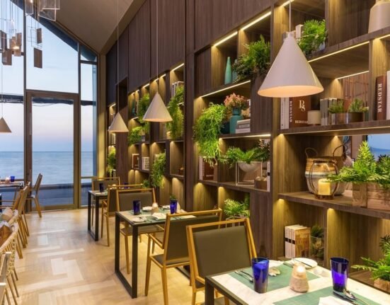 u jomtien | where to eat in pattaya | jomtien beach restaurant