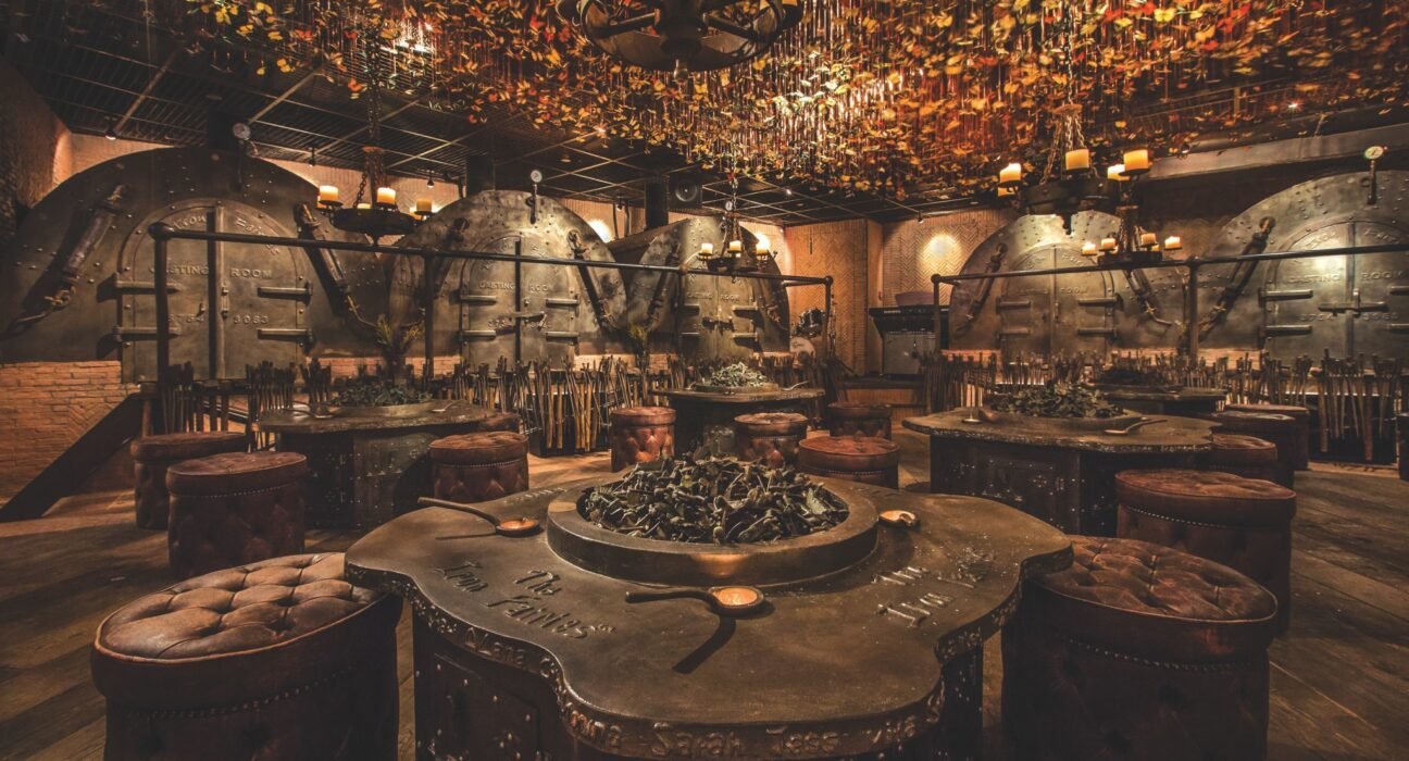 the iron fairies | bars and pubs in central, hong kong