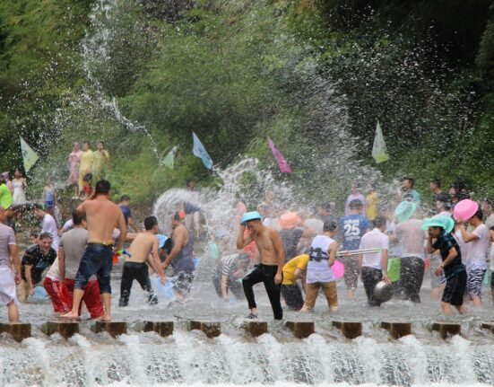 water fight, songkran, lishui