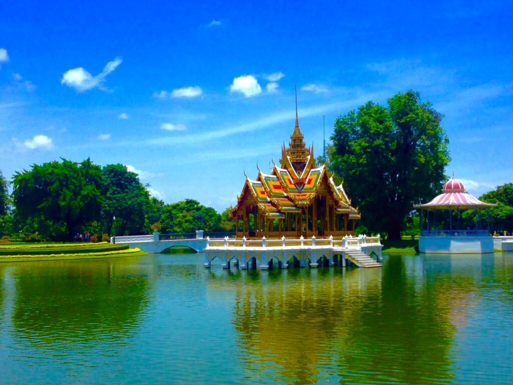 file:bang pa in royal palace