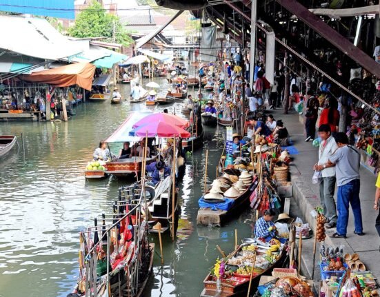 damnoen saduak floating market tour thailand's popular floating ...