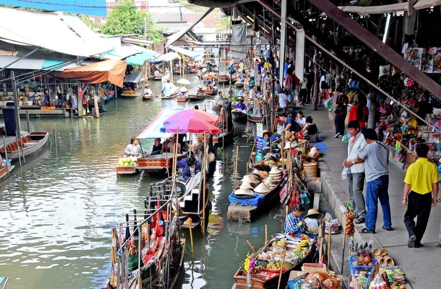 damnoen saduak floating market tour thailand's popular floating ...
