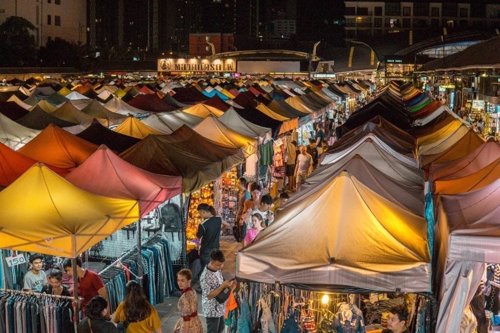 talat rot fai vintage night market (train market) in bangkok