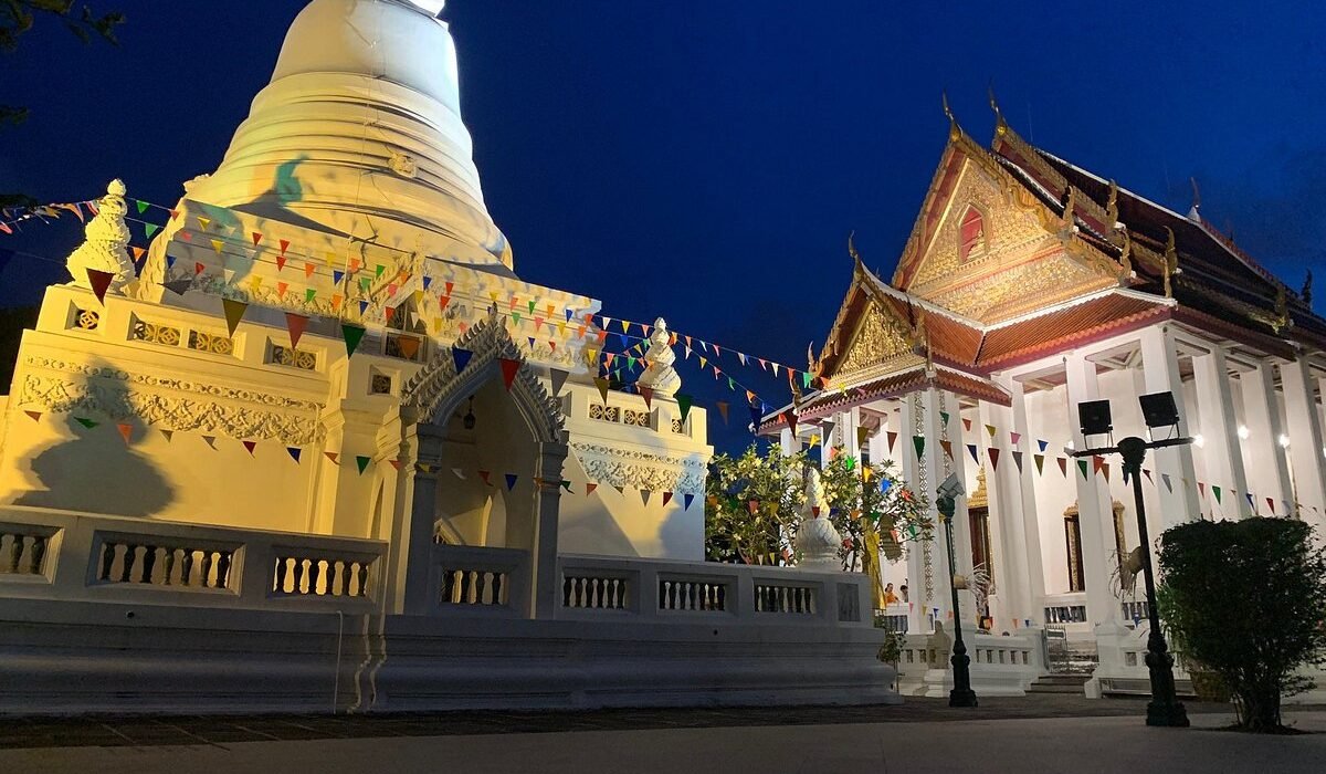 wat pathum wanaram, bangkok