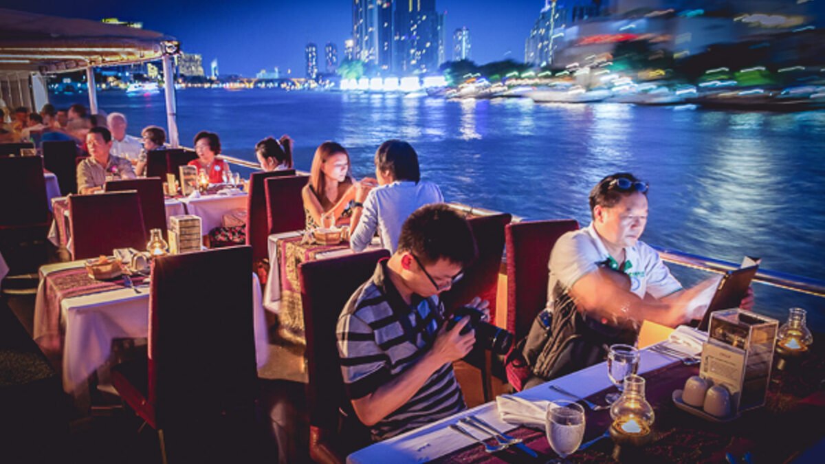 chaophraya cruise
