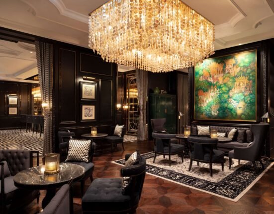 firefly bar | sindhorn kempinski hotel bangkok