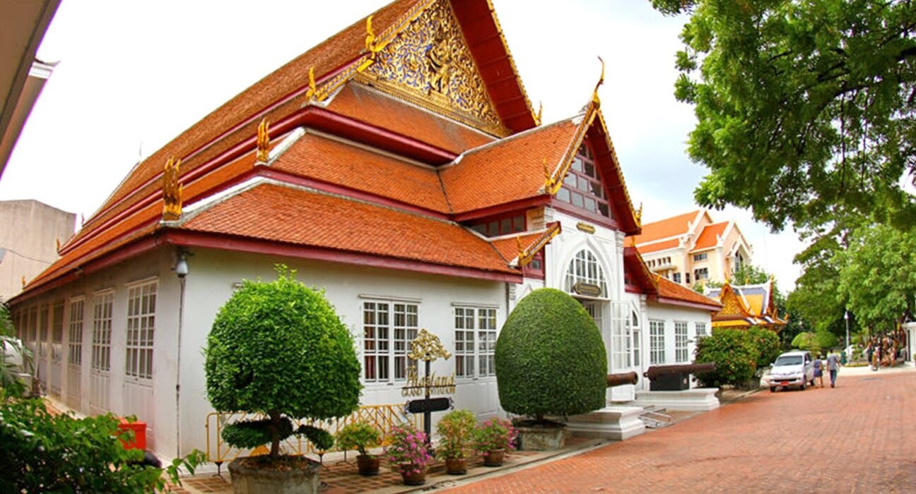 bangkok national museum museum near the grand palace of bangkok ...