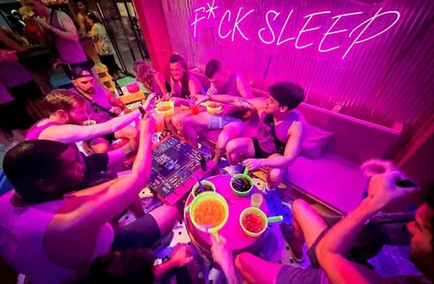 hostel slumber chiang mai, thailand booking