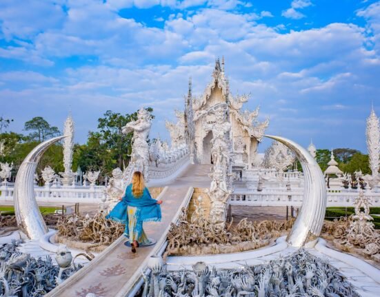 11 iconic buildings and places in chiang rai discover the most ...