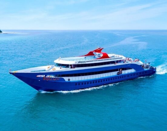 how to get from chumphon to koh tao | funky turtle