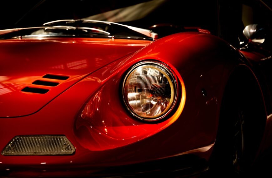 photo red Ferrari Dino Classic