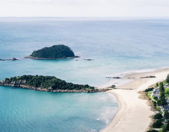 relaxing paradise on thai islands