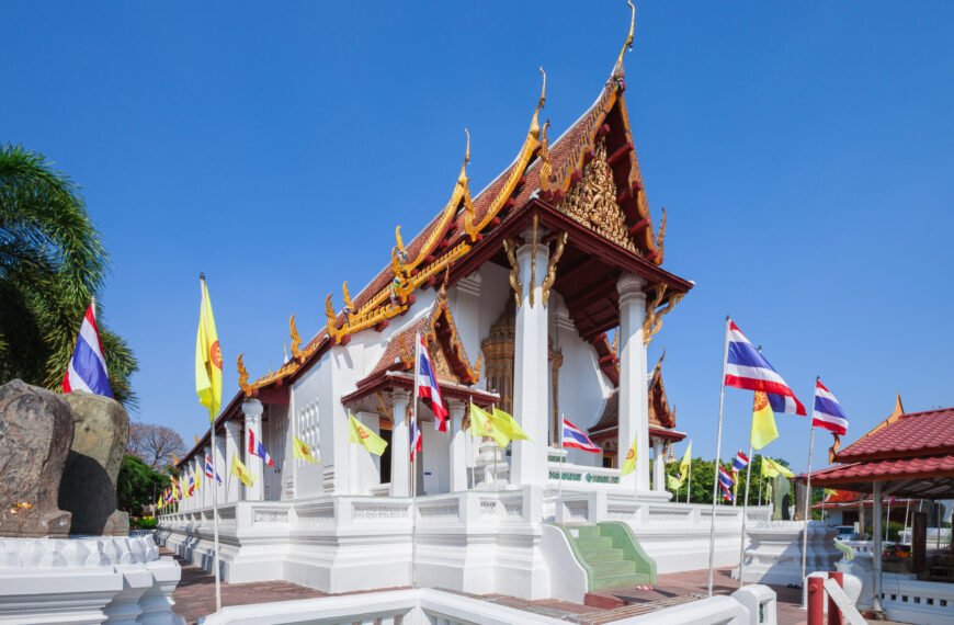 Wat Na Phra Men: Tempel in der Geschichte von Ayutthaya