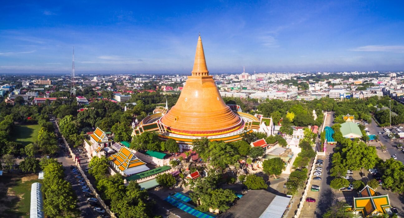 phra pathommachedi is a stupa in thailand