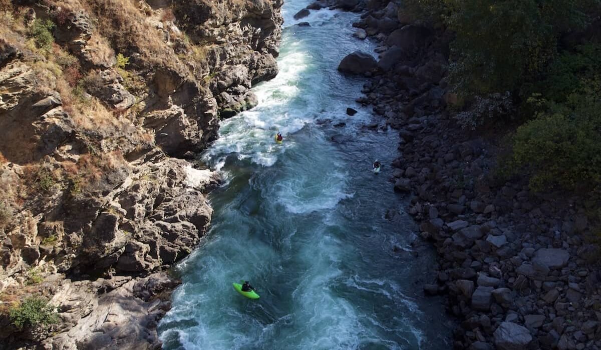 wang chhu rafting & kayaking | whitewater guidebook