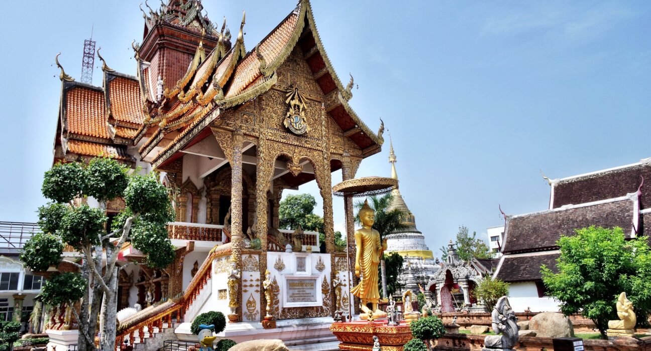 wat buppharam, the donald duck temple