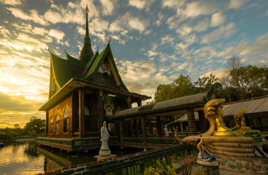 wat pa maha chedi kaew