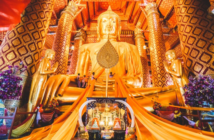 wat phanan choeng
