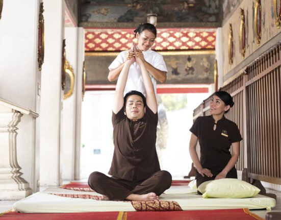 learn thai massage at bangkok's wat po temple | south china ...