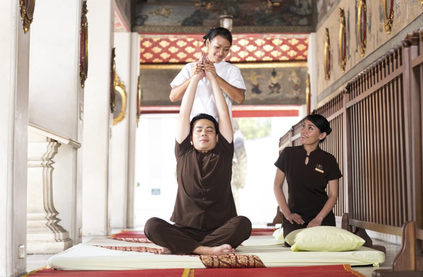 learn thai massage at bangkok's wat po temple | south china ...