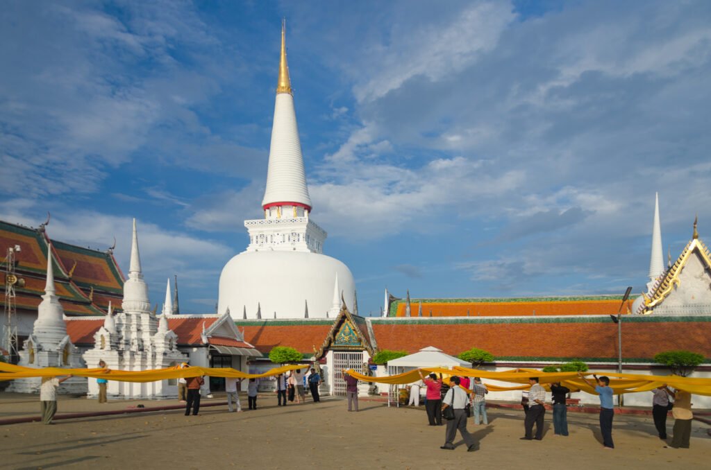 file:wat phra mahathat woramahawihan, nakhon si thammarat.jpg ...
