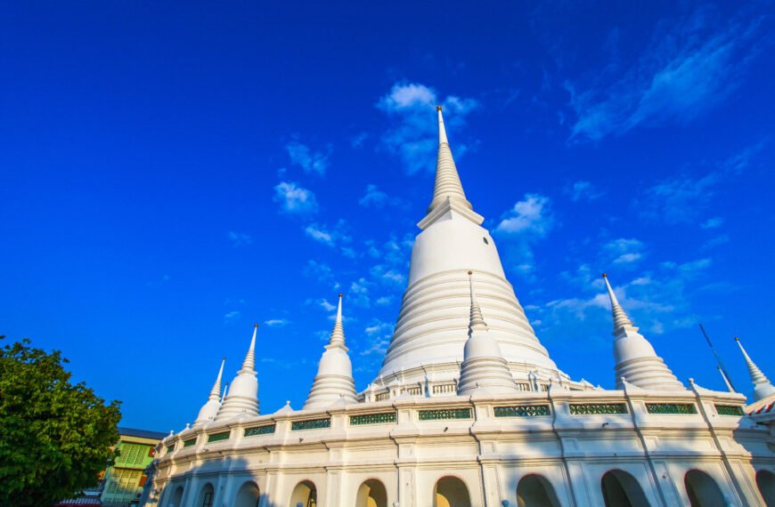 wat prayurawongsawat