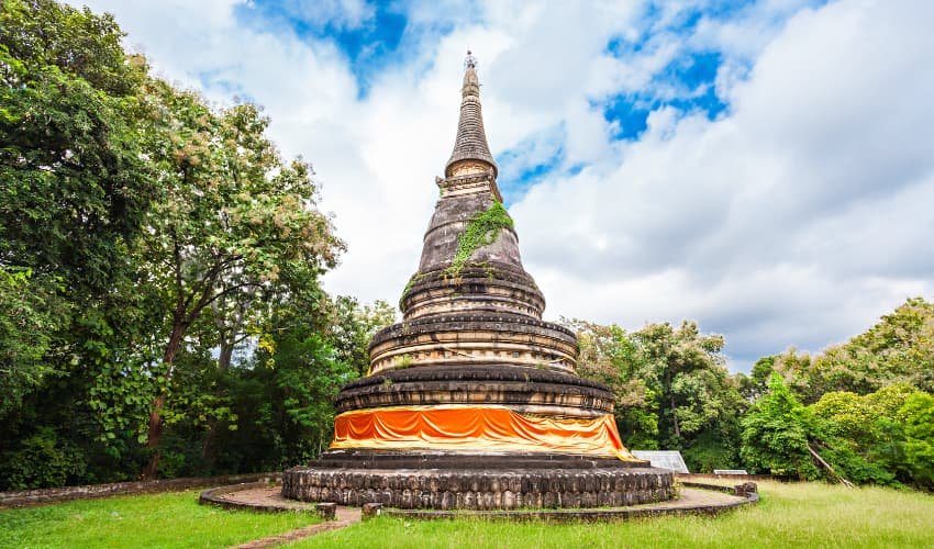 wat umong suan phutthatham aleenta retreat chiang mai