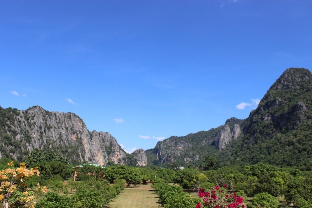 ฺban chai khao thai switzerland