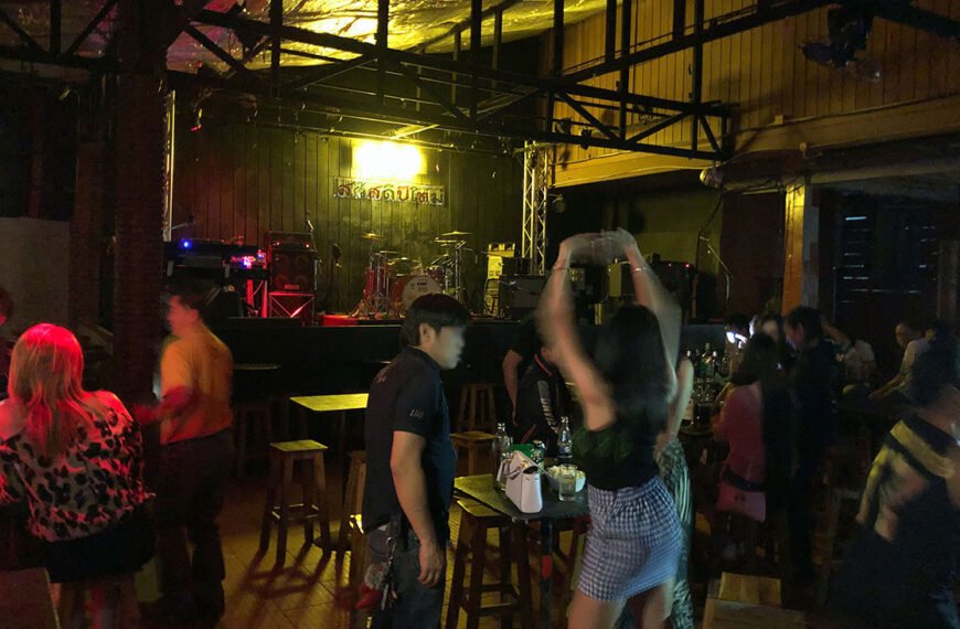 kamphaeng phet girls, nightlife, sex, prostitutes & map
