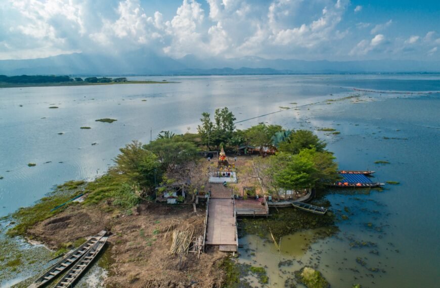 wat tilok aram chiang rai & phayao amazing thailand