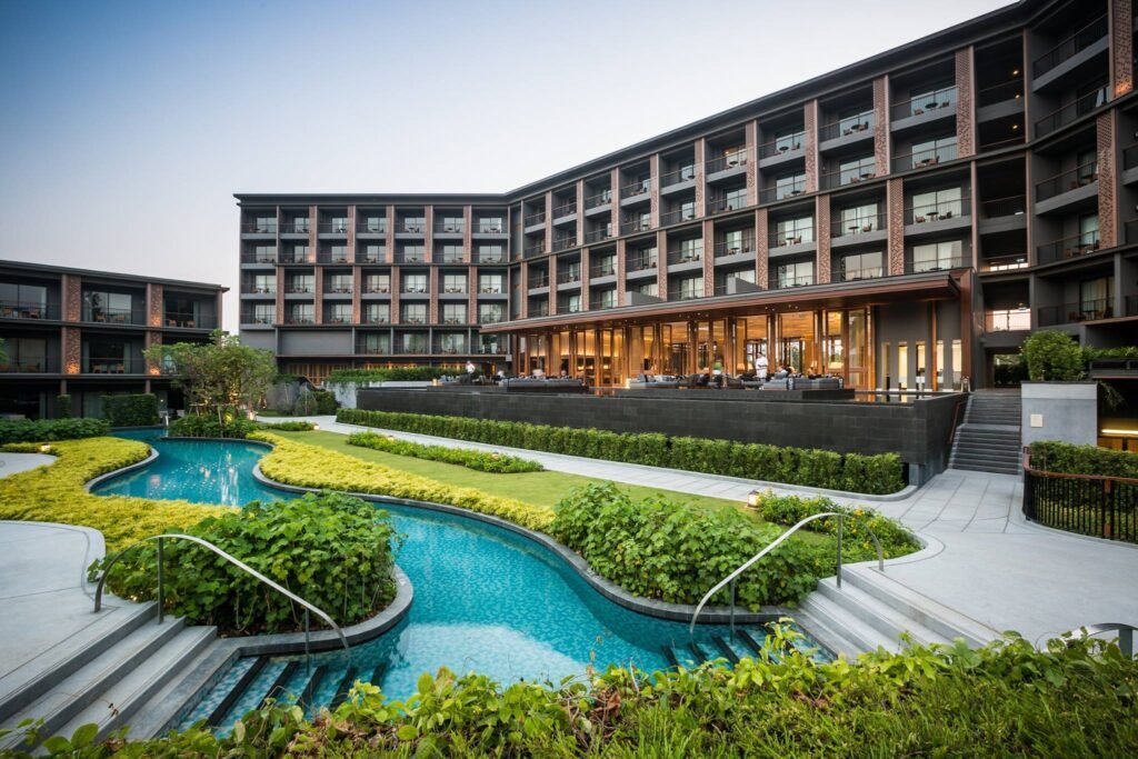 checking in: hua hin marriott resort & spa