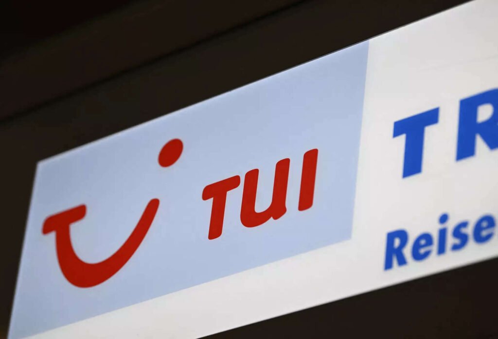 tui travel: tui swings to surprise first quarter profit on robust ...
