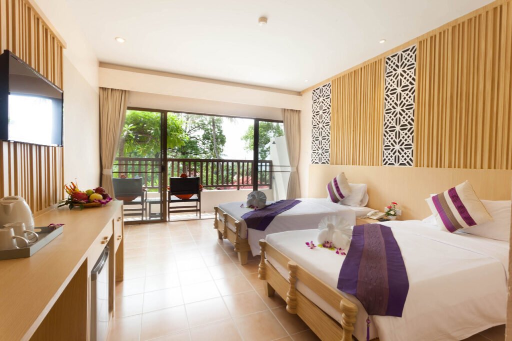 premium pool view room patong lodge hotel kalim beach | patong ...